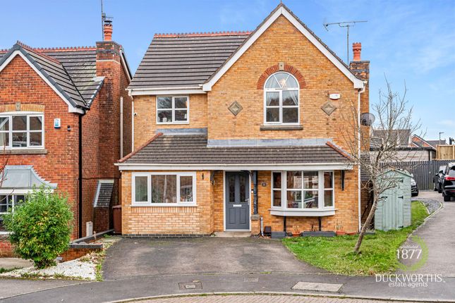 4 bed detached house