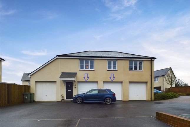 2 bed detached house