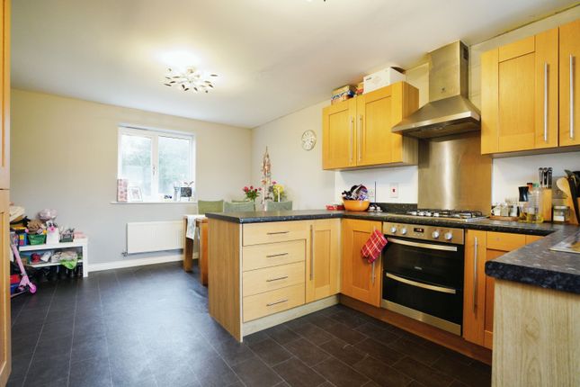 4 bedroom semi-detached house for sale