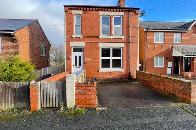 3 bed detached house