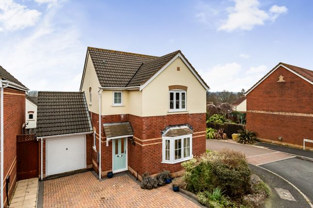 3 bed detached house