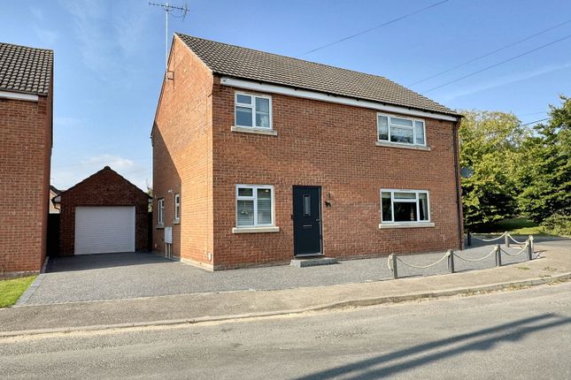 4 bed detached house