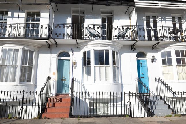 Spencer Square, Ramsgate, CT11 4 bed terraced house for sale