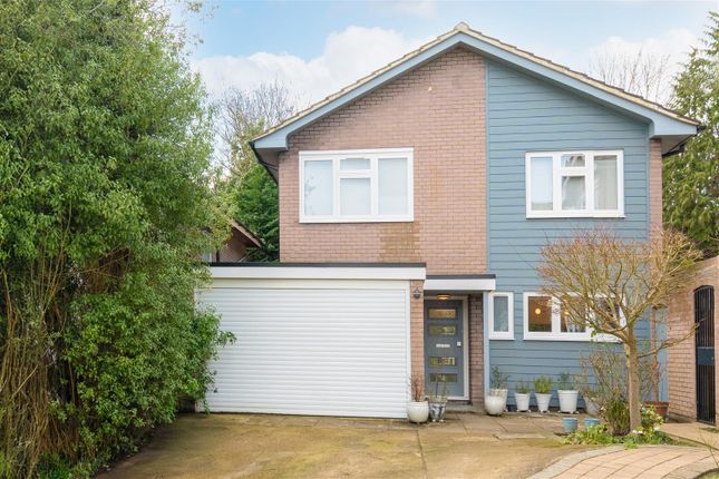 Culverlands Close, Stanmore HA7 4 bed detached house for sale