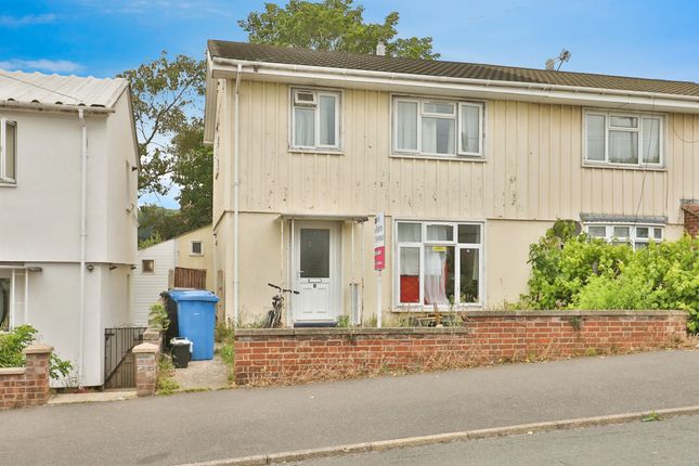 5 bedroom semi-detached house for sale