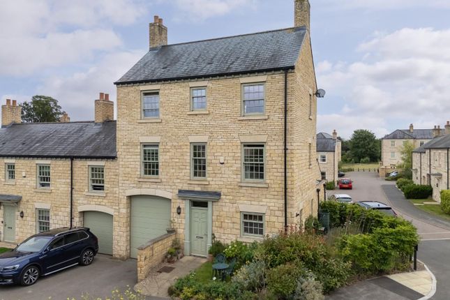 5 bed town house