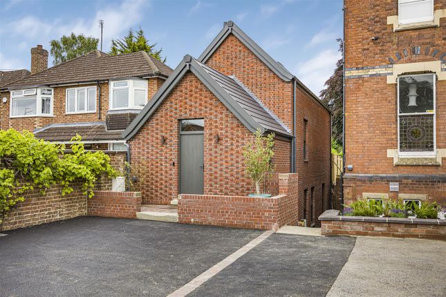4 bed detached house