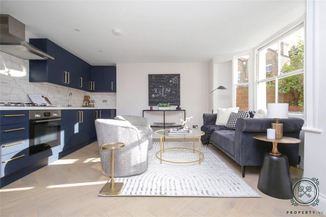 Montague Road, Dalston, London, E8 2 bed apartment for sale