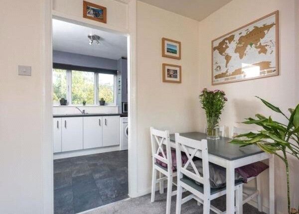 1 bedroom maisonette for sale