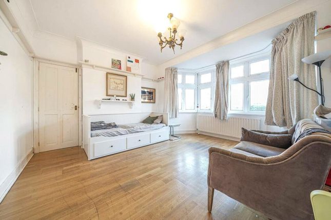 The Crossways, Wembley HA9 6 bed link detached house for sale