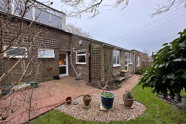 4 bedroom semi-detached bungalow for sale