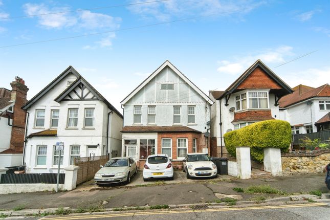 3 bedroom maisonette for sale