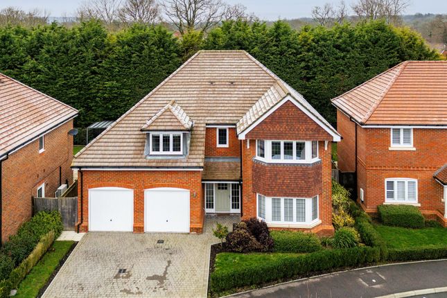 Nursery Green, Loxwood, RH14 5 bed detached house for sale