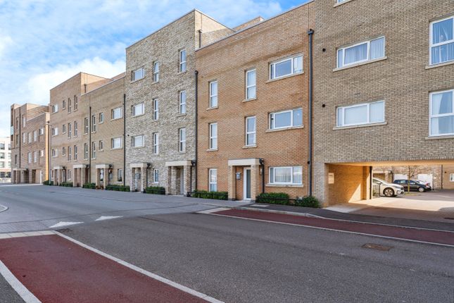 2 bed flat