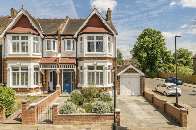 4 bedroom semi-detached house for sale