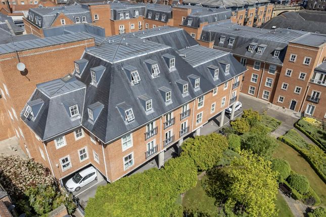 2 bed flat