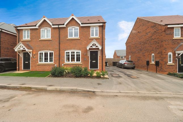 3 bed semi-detached house