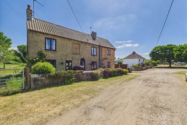 3 bedroom cottage for sale