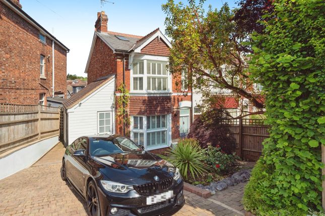 3 bed semi-detached house