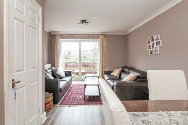 2 bed end terrace house