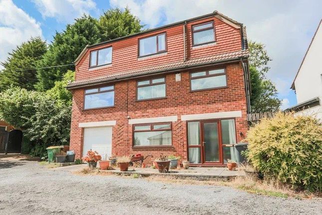 3 bed detached house