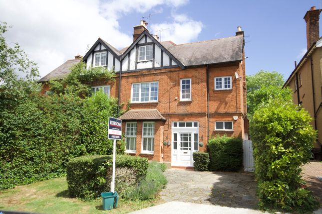 2 bedroom ground floor flat for sale