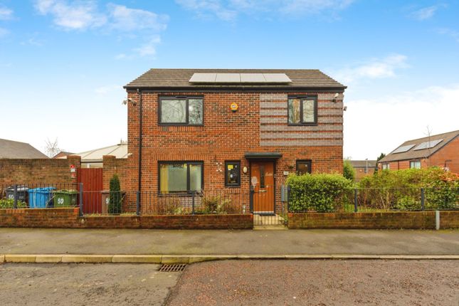 3 bed detached house