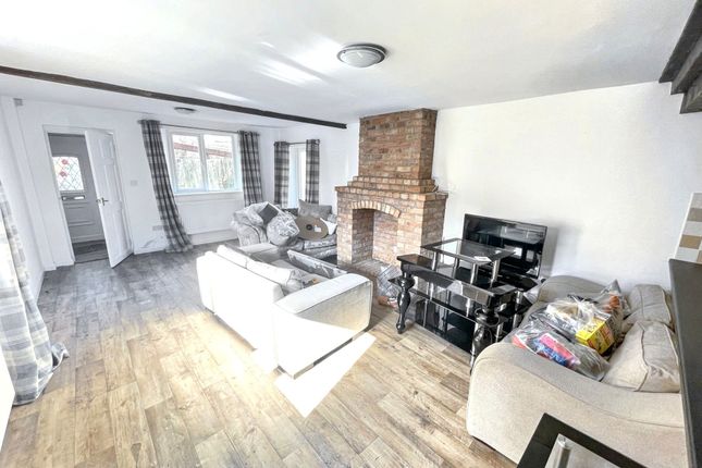 Stargate Lane, Ryton, Tyne and Wear... 2 bed bungalow for sale