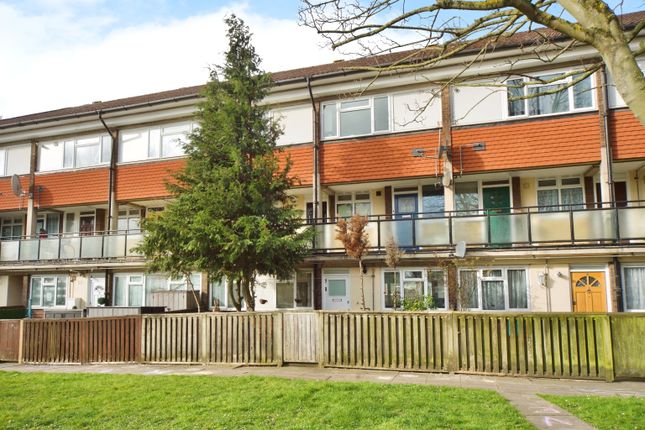 2 bed maisonette