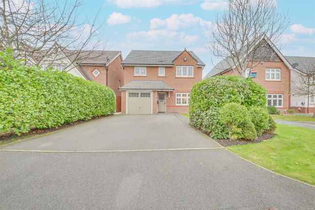 4 bed detached house