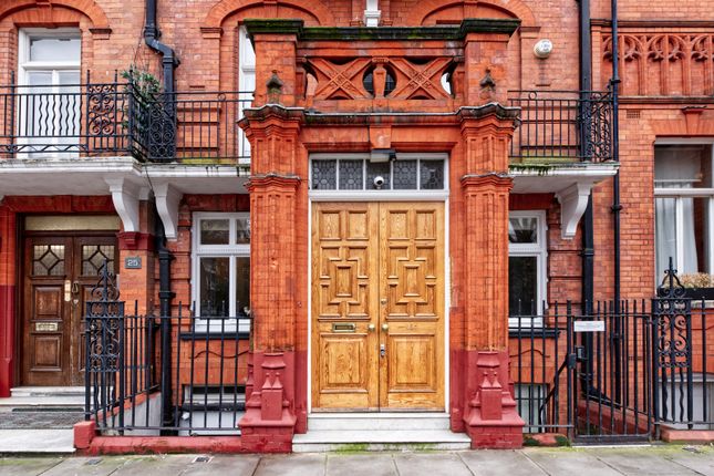 Hans Place, London, SW1X 2 bed apartment for sale