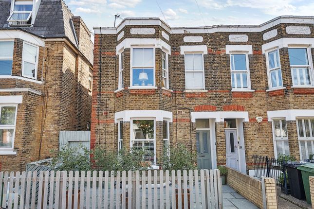 Selsdon Road, West Norwood, London, SE27 2 bed flat for sale