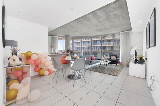 2 bed flat