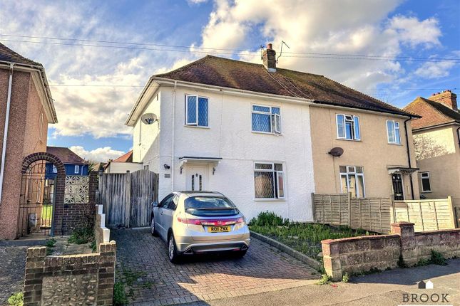 Royal Sussex Crescent, Eastbourne BN20 3 bed house for sale