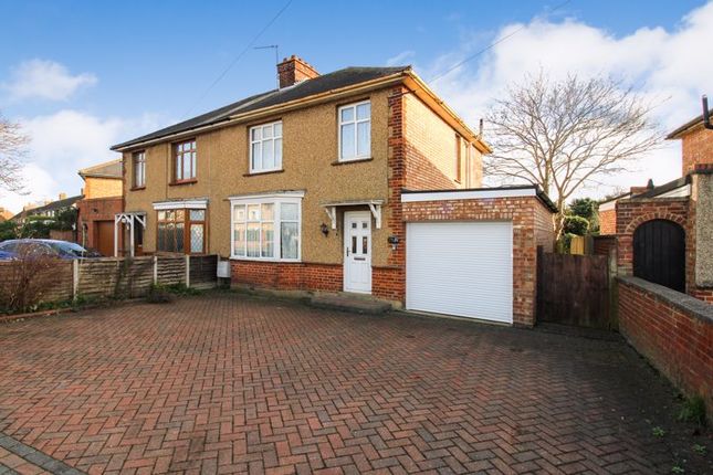 3 bed semi-detached house