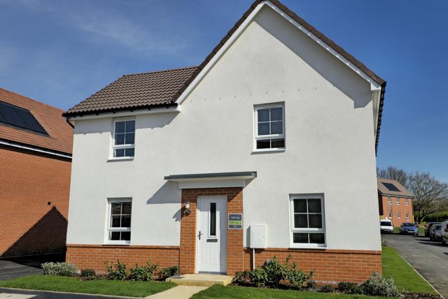 4 bed detached house