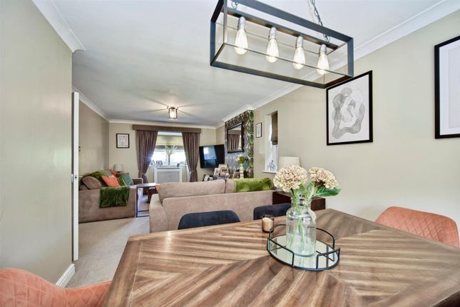 Eleanor Drive, Milton Regis... 6 bed house for sale