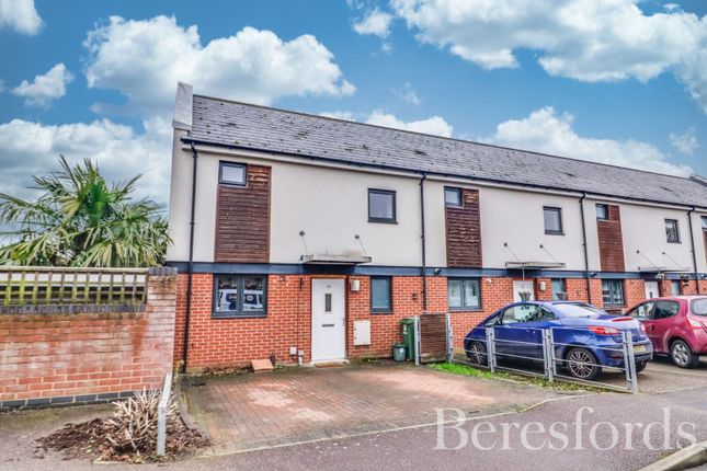 Oak Tree Gardens, Braintree, CM7 2 bed end of terrace house for sale