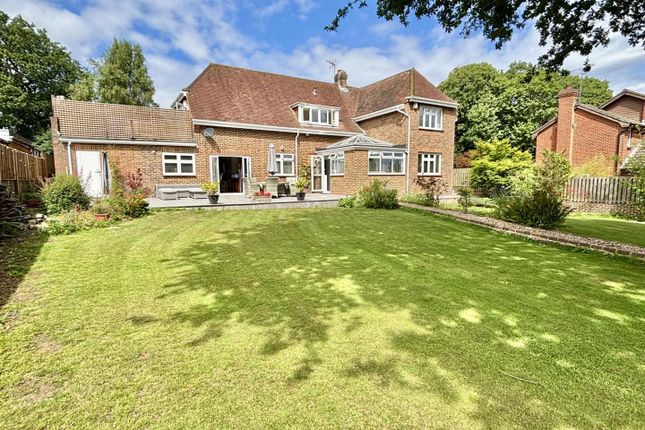 Maidstone Road, Chatham 4 bed detached house for sale