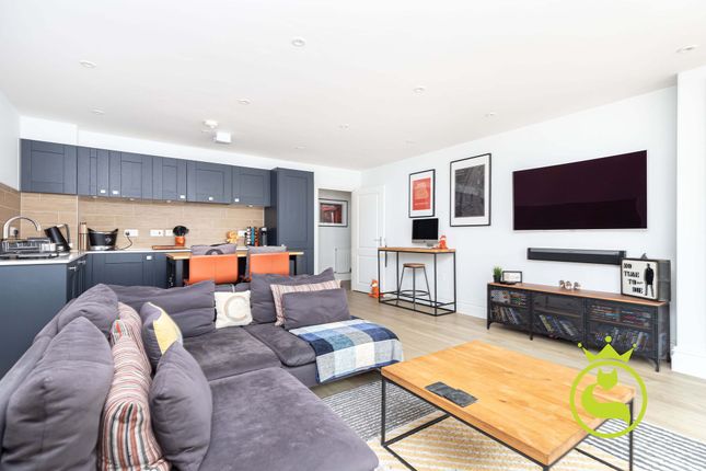 Knyveton Road, Bournemouth BH1 2 bed flat for sale