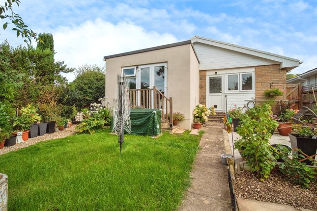 4 bedroom detached bungalow for sale