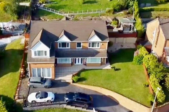 Plas Y Fforest, Fforest 5 bed detached house for sale