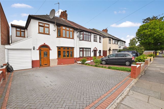Oakwood Drive, Bexleyheath, DA7 4 bed semi