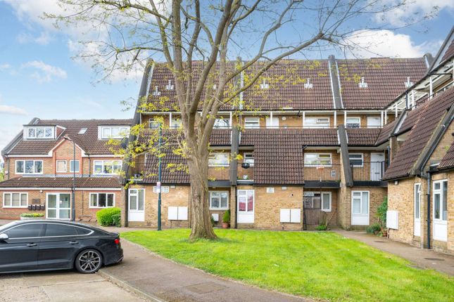 Griffin Close, Willesden Green... 1 bed flat for sale