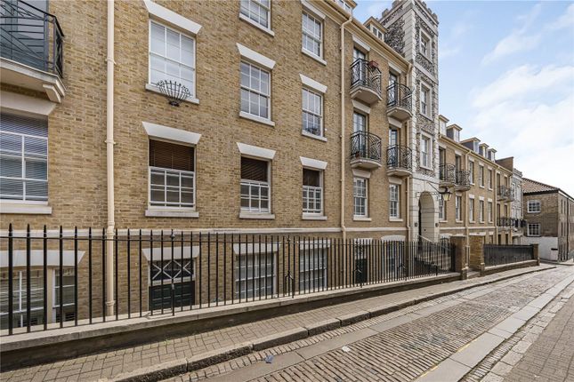 1 bedroom maisonette for sale