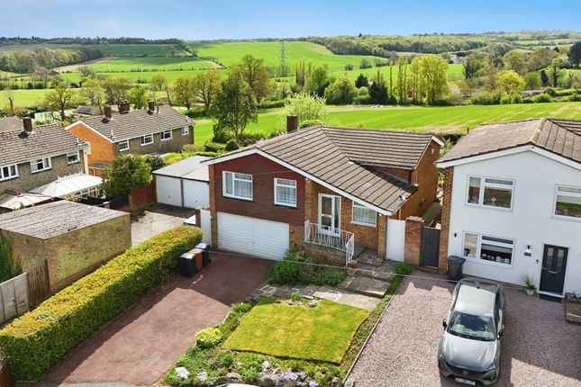 3 bed detached house