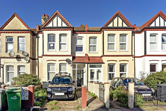 Fairmile Avenue, London SW16 2 bed flat for sale