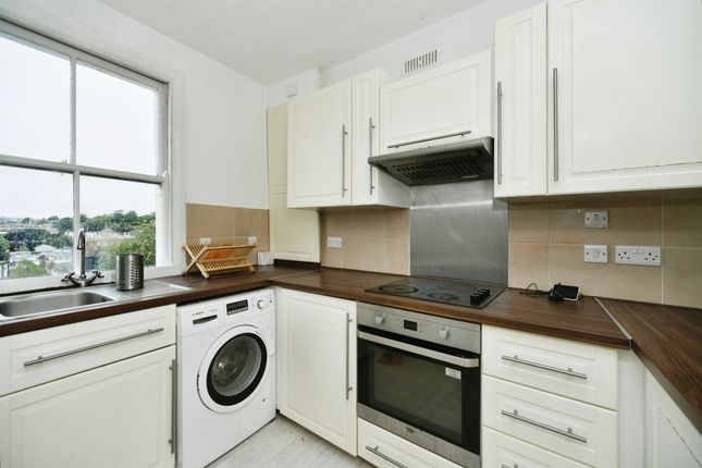 2 bed flat