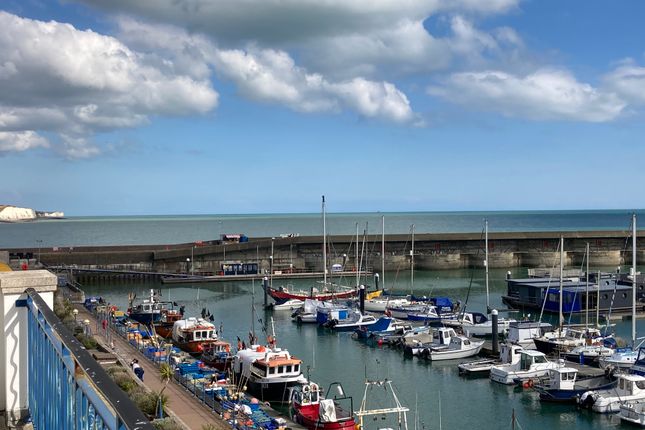 Britannia Court, Brighton Marina... 3 bed apartment for sale