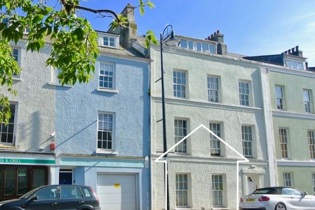 Dart Retreat, Victoria Road, Dartmouth 2 bed apartment for sale